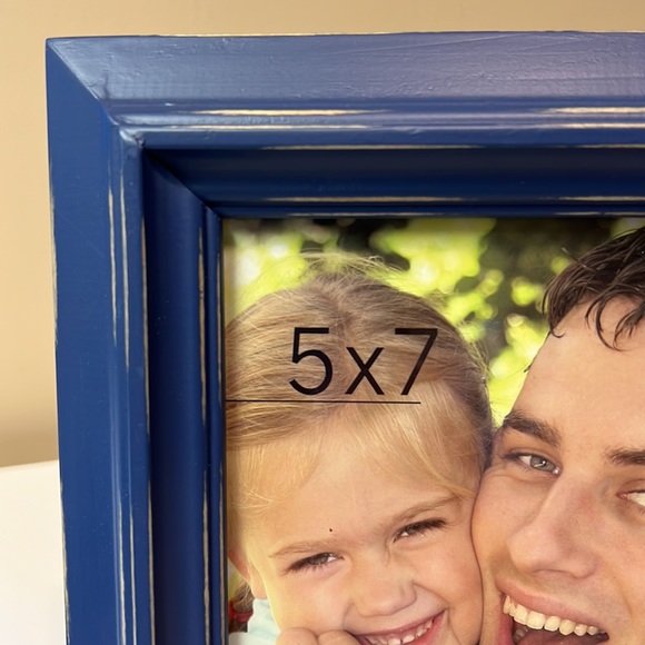 Wood 5 X 7 photo frame. - Picture 5 of 6